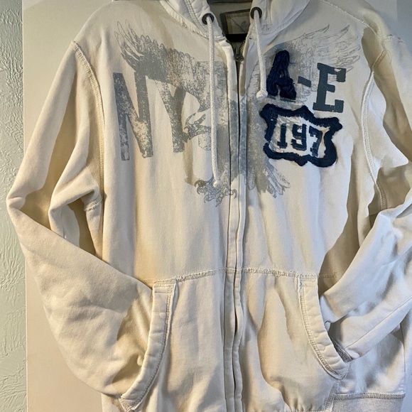 Men’s American Eagle Zip-Up Sweatshirt - Picture 9 of 12